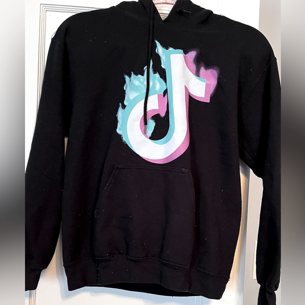 “Special Order” Adult Size Small Long Sleeve Black TIKTOK Sweatshirt